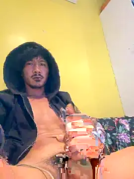 Snapshot of juniiorre chatting on 11.21.25 juniiorre online show from 11.21.25