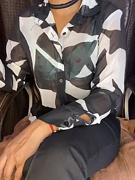 Snapshot of SCHOOL_Girl_0 chatting on 12.08.24 SCHOOL Girl 0 online show from 12.08.24