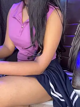 Snapshot of SCHOOL_Girl_0 chatting on 12.11.24 SCHOOL Girl 0 online show from 12.11.24