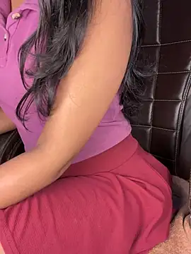 Snapshot of SCHOOL_Girl_0 chatting on 01.11.25 SCHOOL Girl 0 online show from 01.11.25