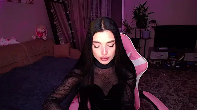   Malika   online show from 10.17.25