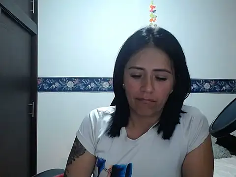 sharoon cheerry online show from 09.11.25