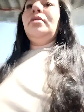 Snapshot of Amanda-Cruz chatting on 12.06.24 Amanda-Cruz online show from 12.06.24