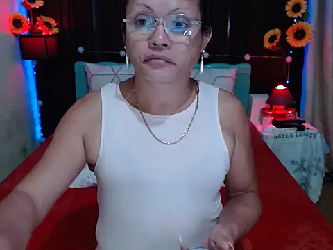 Snapshot of UrAsianPrincessDanie chatting on 02.04.26 UrAsianPrincessDanie online show from 02.04.26