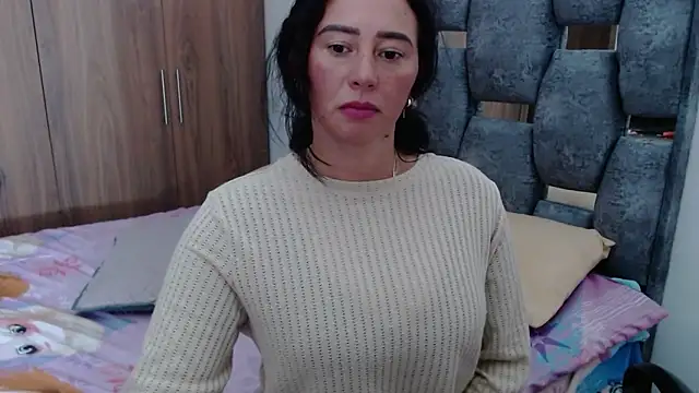 sara hott 1 online show from 01.27.25