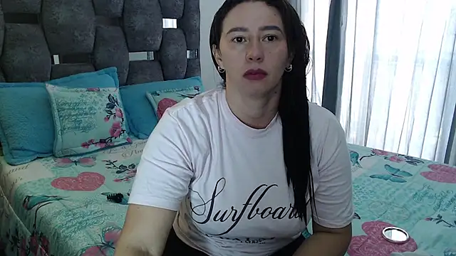 sara hott 1 online show from 03.20.26