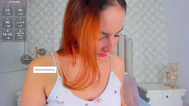 Pia Johnson  online show from 02.08.25