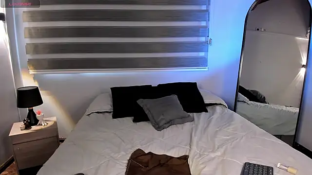 MERIDA TAYLOR online show from 02.07.26