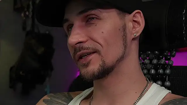 Snapshot of lord_shiva_ chatting on 01.28.25 lord shiva online show from 01.28.25