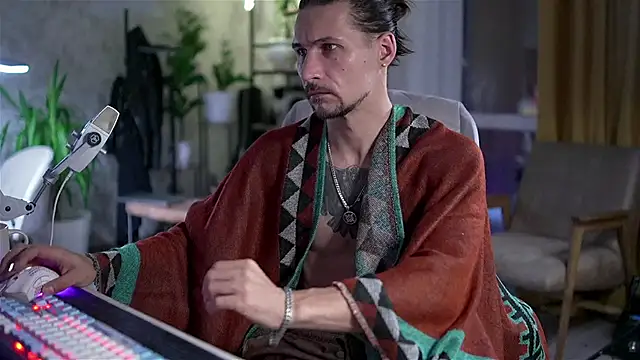 Snapshot of lord_shiva_ chatting on 10.04.25 lord shiva online show from 10.04.25