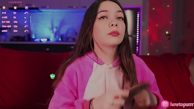 Snapshot of How2Meow chatting on 01.12.26 How2Meow online show from 01.12.26