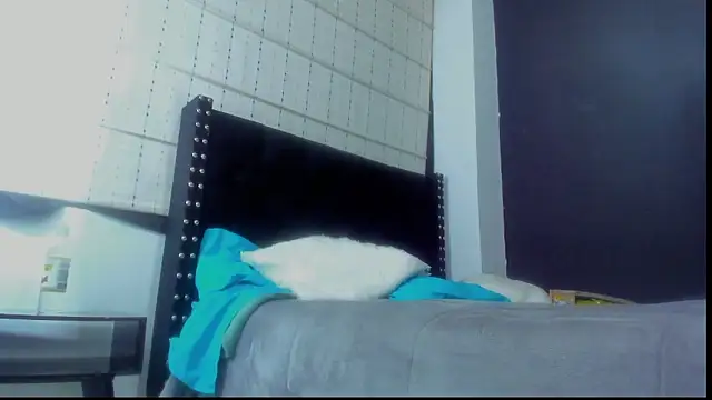 amareto queen online show from 03.22.25