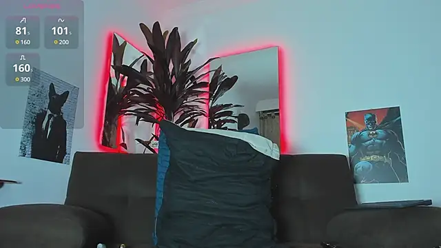 Snapshot of DantePierroo chatting on 02.11.25 DantePierroo online show from 02.11.25