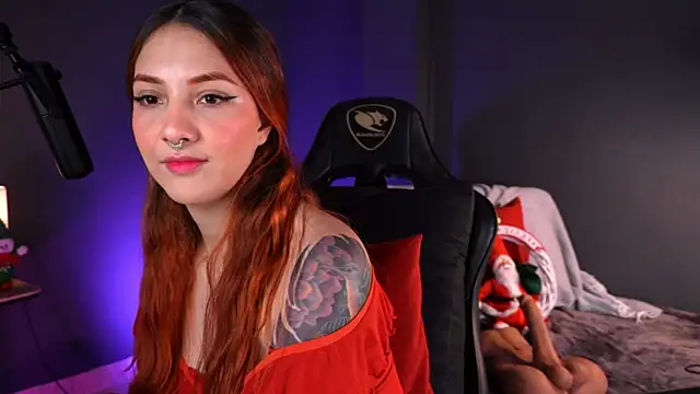 Snapshot of RedJasmine_ chatting on 11.21.25 RedJasmine online show from 11.21.25