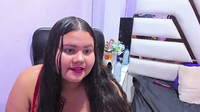 Snapshot of ValenTitis chatting on 12.27.24 ValenTitis online show from 12.27.24