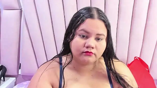 Snapshot of ValenTitis chatting on 01.19.25 ValenTitis online show from 01.19.25