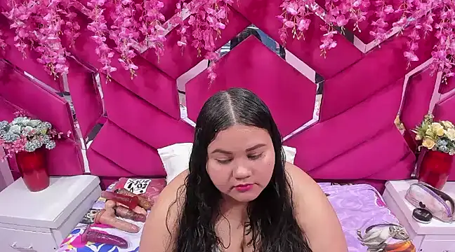 Snapshot of ValenTitis chatting on 01.27.25 ValenTitis online show from 01.27.25