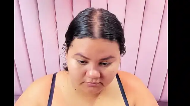 Snapshot of ValenTitis chatting on 09.08.25 ValenTitis online show from 09.08.25