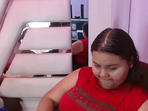 Snapshot of ValenTitis chatting on 11.01.25 ValenTitis online show from 11.01.25