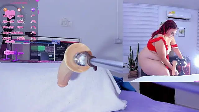 Snapshot of Soraya_Davis chatting on 02.08.25 Soraya Davis online show from 02.08.25