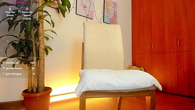 alessia1   online show from 02.26.25