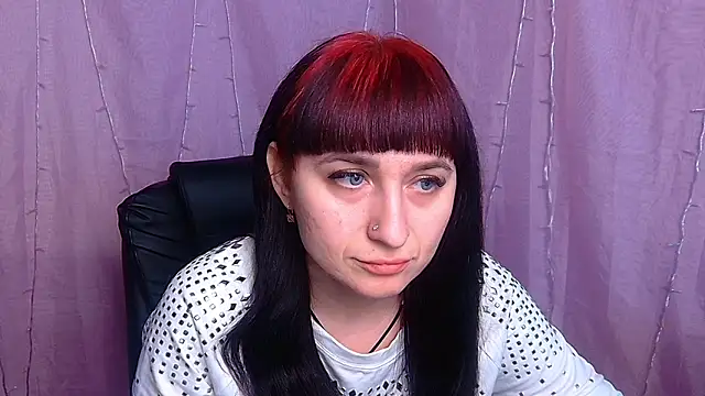 NinaFlawlees online show from 03.15.26