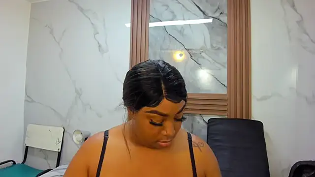 Snapshot of HannyMansonh chatting on 01.21.25 HannyMansonh online show from 01.21.25