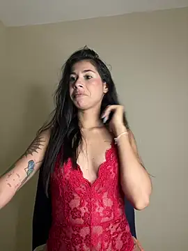 Snapshot of alia_bashar chatting on 12.16.24 alia bashar online show from 12.16.24