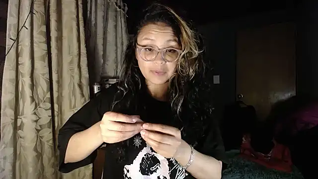 Hathorlove online show from 11.03.25