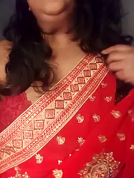 Snapshot of sassy_horny chatting on 12.15.24 sassy horny online show from 12.15.24