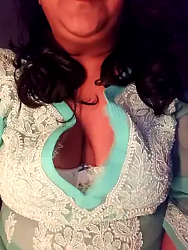 Snapshot of sassy_horny chatting on 01.04.25 sassy horny online show from 01.04.25