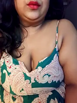 Snapshot of sassy_horny chatting on 03.20.25 sassy horny online show from 03.20.25