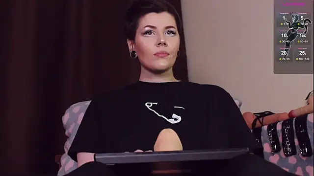 Luna Blake online show from 02.09.25