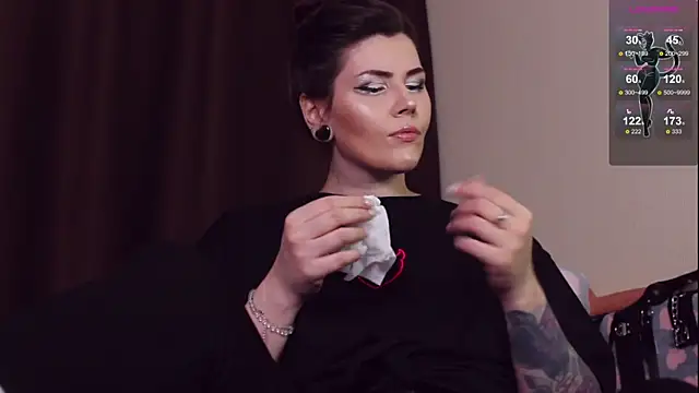 Luna Blake online show from 02.12.25