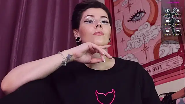 Luna Blake online show from 02.15.25