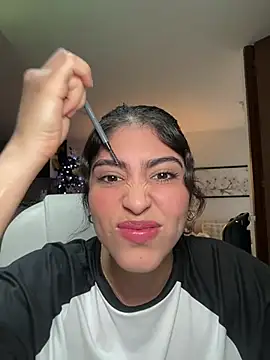 Gaby zahir  online show from 12.12.24