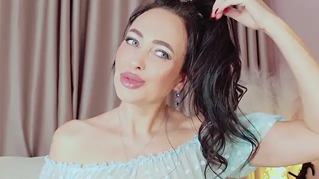 NaomiBlack35 online show from 02.07.25