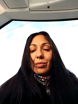 LeticiaWoods online show from 12.04.24