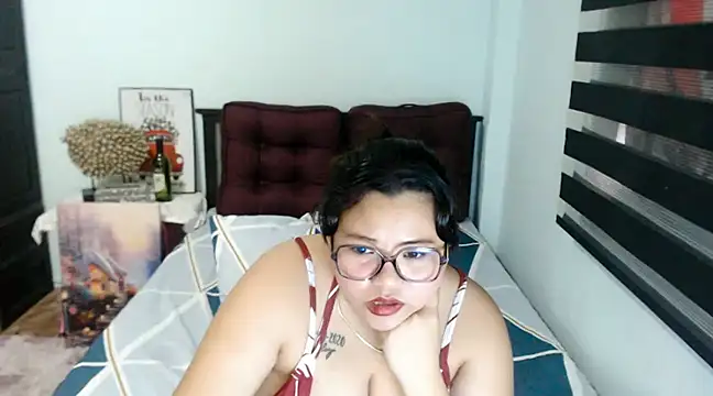 Snapshot of Asianwow22 chatting on 12.06.24 Asianwow22 online show from 12.06.24