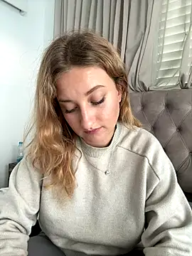 MileySummer online show from 11.29.25