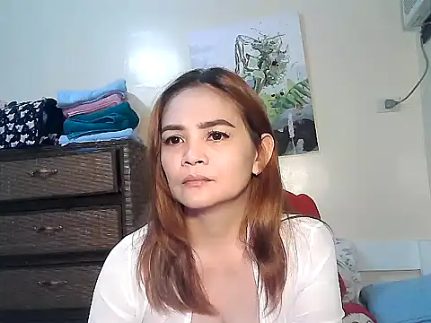 Kisses-13 online show from 02.24.26