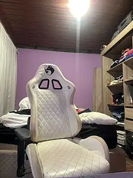 bunnydark00 online show from 01.19.26