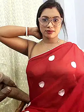 Queen Dolly online show from 01.15.26