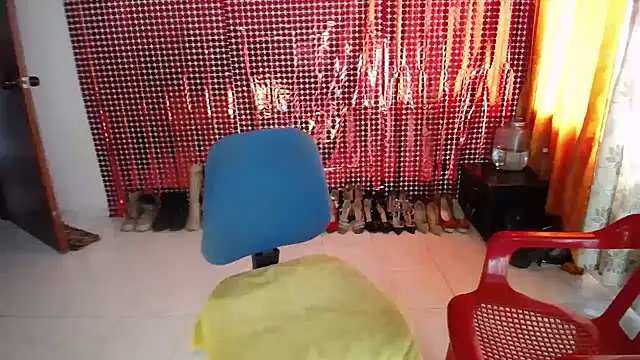 Sweett Anya online show from 11.19.25