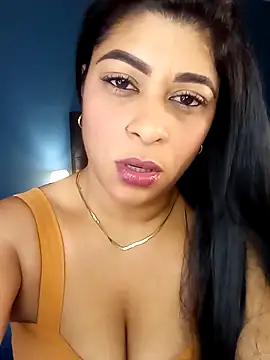 Lashmy111 online show from 12.12.24