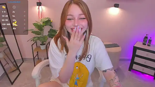 Snapshot of LITTLE-VIVI chatting on 05.23.26 LITTLE-VIVI online show from 05.23.26