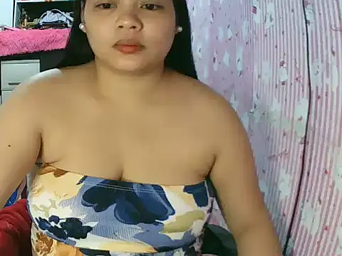 Snapshot of shaira4u chatting on 03.24.26 shaira4u online show from 03.24.26