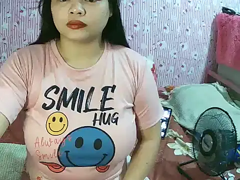 Snapshot of shaira4u chatting on 04.12.26 shaira4u online show from 04.12.26