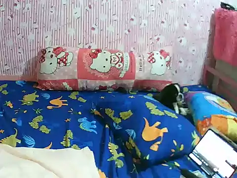 Snapshot of shaira4u chatting on 04.14.26 shaira4u online show from 04.14.26