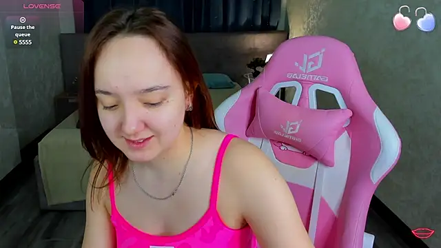 Snapshot of Fera1_Berry chatting on 03.01.25 Fera1 Berry online show from 03.01.25